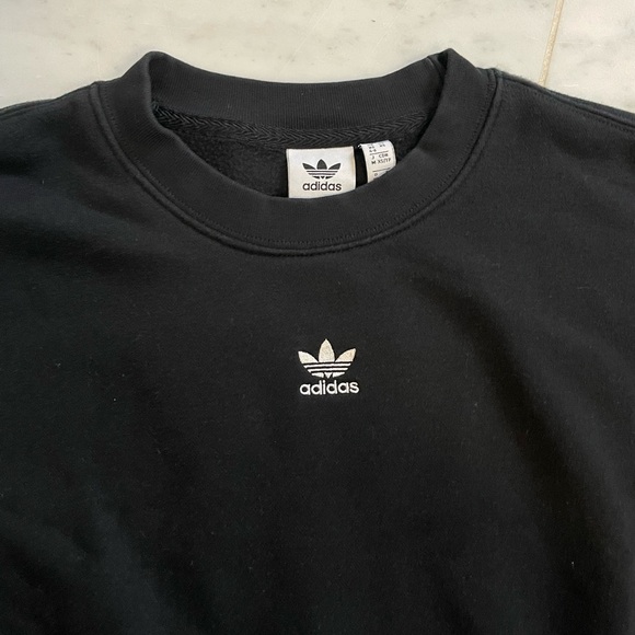 adidas Originals Women's ESS Oversized Fleece Sweatshirt - Picture 4 of 6